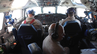 Link to Recent Story entitled: Operation IceBridge - Crew Activity Oboard